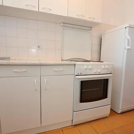 Anita Apartment