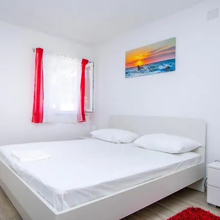 Anita Apartman *